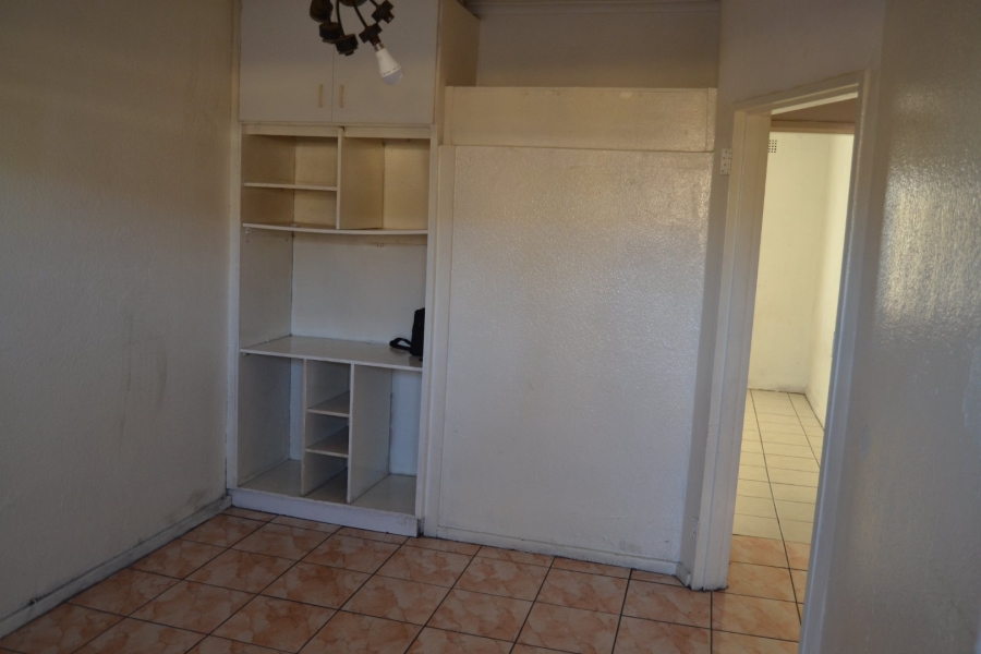 2 Bedroom Property for Sale in Oakdene Western Cape